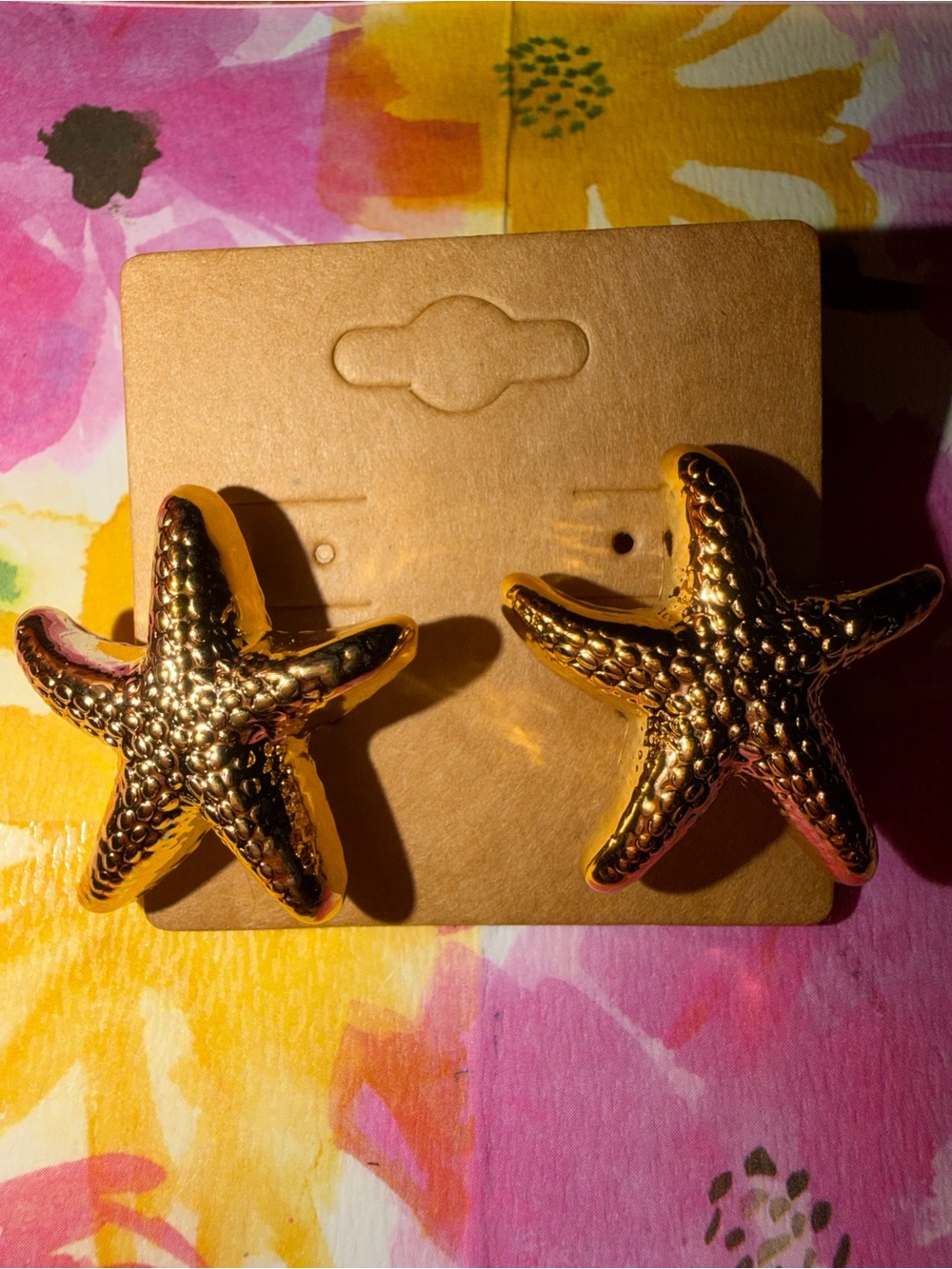 Kids Gold Starfish Earrings - Cute Beach-Themed Accessory